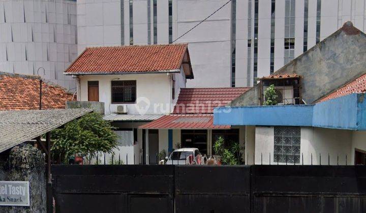 Dijual Rumah ditengah gedung perkantoran Sudirman  1