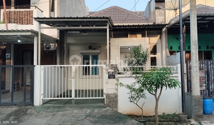 Rumah Sewa Bagus Parkiran Mudah 1