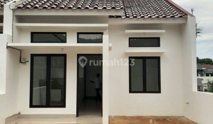 Rumah Siap Huni Dalam Cluster Dekat Stasiun Depok 1