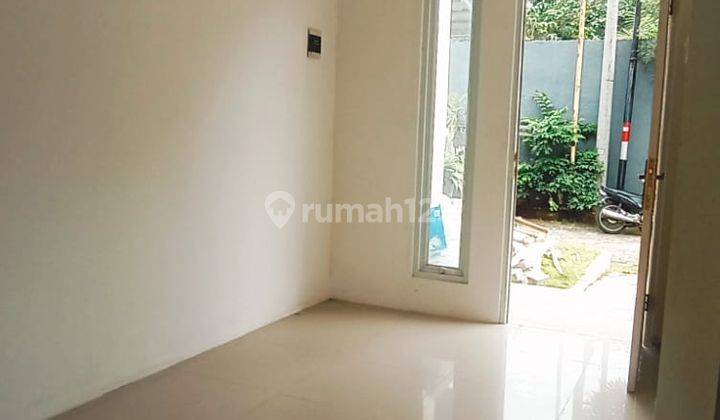Rumah Siap Huni 2 Lantai Dekat Tol Pamulang 3