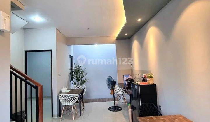 Rumah 2 Lantai Siap Huni Nempel Kampus Ui Depok  2