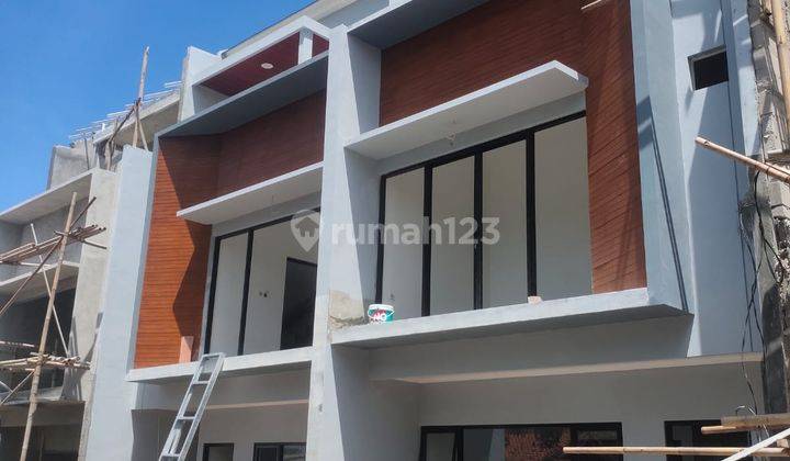 Rumah 3 Lantai Harga 2 Lantai Nempel Mall The Park Sawangan 2