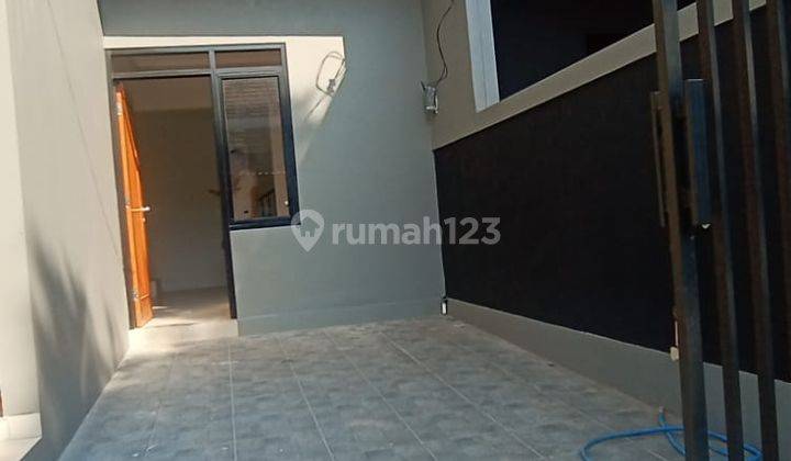 rumah siap huni 2 lantai ckp 5jt all in selangkah ke tol desari 2