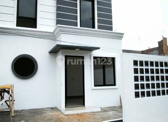 Rumah 2 Lantai 400 Jutaan Hanya 3juta Free Biaya2 Dkt Stasiun Depok  1