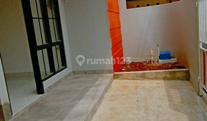 Rumah Ready Hook Dalam Komplek Dekat Tol Desari Dan Tol Krukut 2