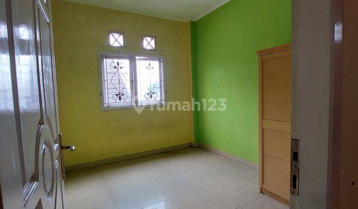Disewakan Rumah 2.5 Lantai Lokasi Strategis  Di Jl.Sarijadi Bandung 2