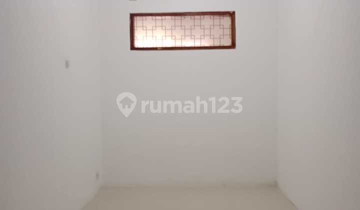 Rumah Minimalis Modern di Arcamanik Cisaranten Kulon 2