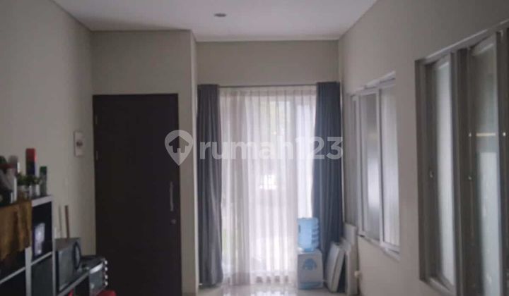 Modern Minimalist House Located in Geger Kalong