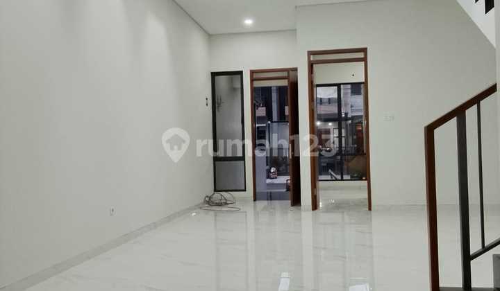 Minimalist House New Building in Mekar Wangi Complex Minimalist House New Building in Mekar Wangi Complex