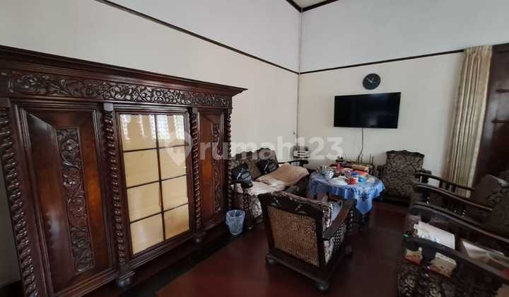 Rumah Luas Heritage Nyaman di Area Cipaganti 2