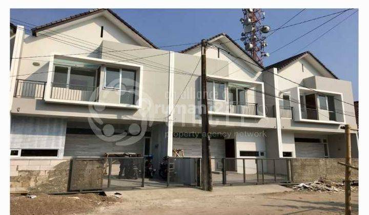 Jangan Sampai Kerebut Orang Rumah Kekinian 2 Lantai Dijual di Taman Holis Indah Bandung 1