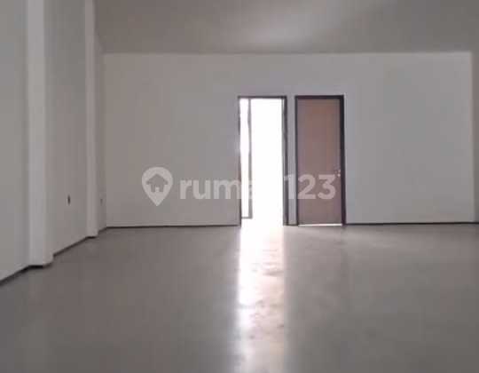 Modern Minimalist Ready-to-Use Shop House on Main Road Pasir Kaliki