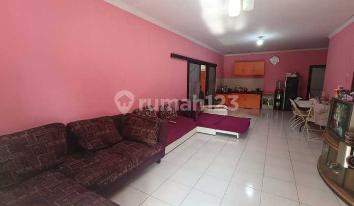 Rumah Asri Terawat Nyaman dan Hommey di Sariwangi