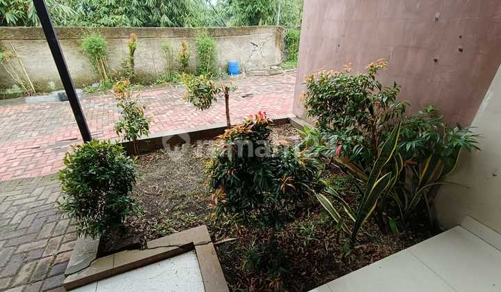 Rumah Minimalis Modern Lokasi di Sariwangi 2