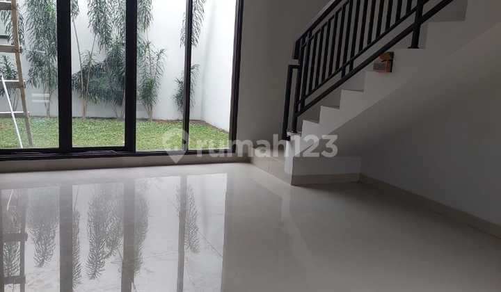 Rumah 2 Lantai Modern di Nusantara Regency Ciganitri Rumah 2 Lantai Modern di Nusantara Regency Ciganitri