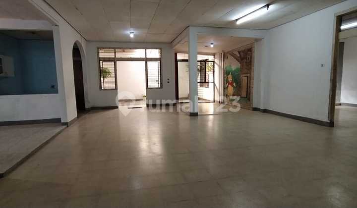 Rumah Plus Kantor di Mainroad Holis Strategis