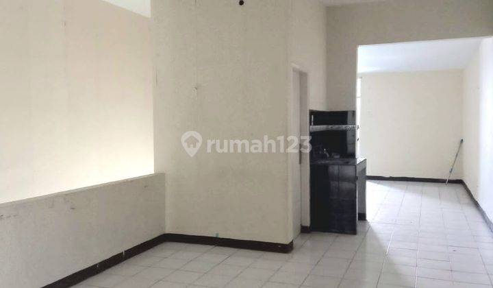 Ruko 2 Lantai Lokasi Strategis di Taman Holis Indah 2