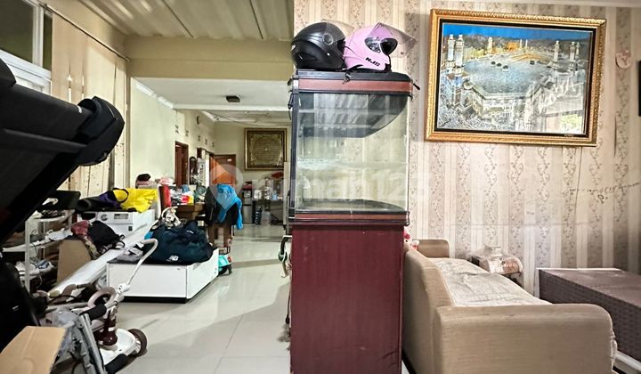 Rumah Nyaman Modern di Taman Cibaduyut Indah Rumah Nyaman Modern di Taman Cibaduyut Indah