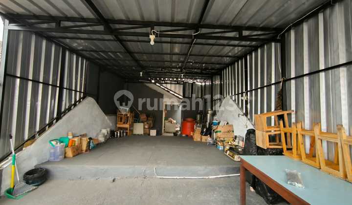 Comfortable Minimalist 2-Story House in Taman Cibaduyut Indah