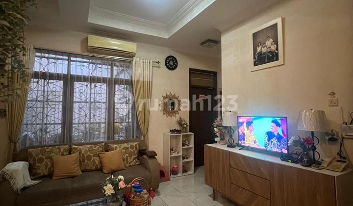 Rumah Nyaman Lokasi di Komplek Permata Kopo