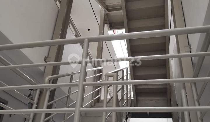 Rumah Kosan Lokasi Strategis di Surya Sumantri 2