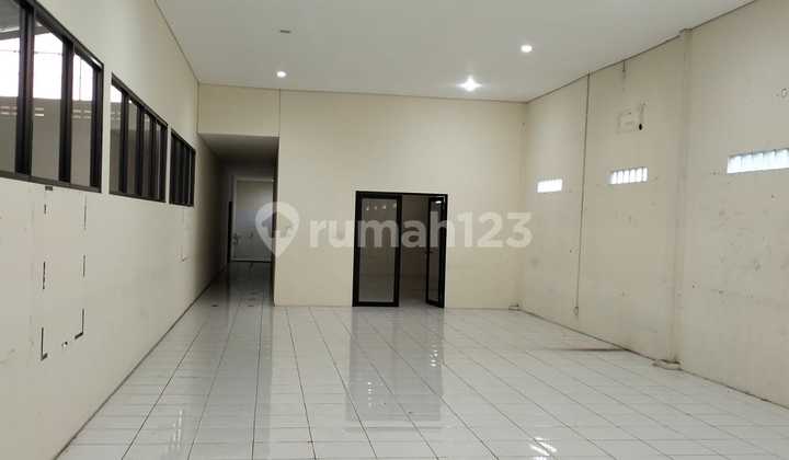 Gudang Besar Siap Pakai Jarang Ada di Soekarno Hatta