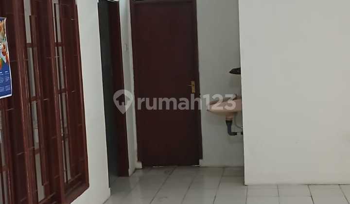 Modern Minimalist House in Taman Cibaduyut Indah