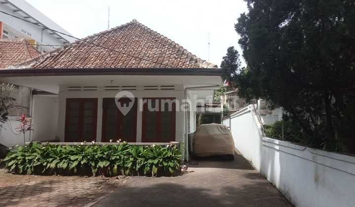 Rumah Hitung Tanah Lokasi di Sayap Cipaganti