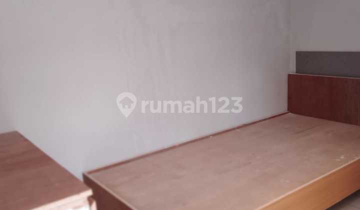 Comfortable and Well-Maintained House Located in Pondok Hijau 2