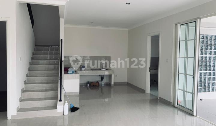 Rumah Nyaman 2 Lantai di Podomoro Park Buah Batu Rumah Nyaman 2 Lantai di Podomoro Park Buah Batu