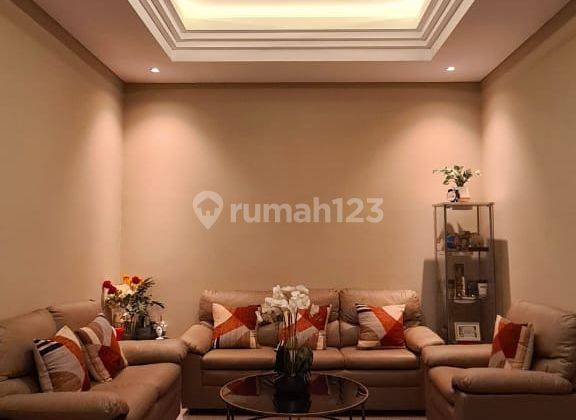 Rumah Lux di Komplek Gegerkalong Full Funrished 2