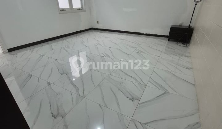 Rumah Minimalis Modern di Ktoa Baru Parahyangan 2