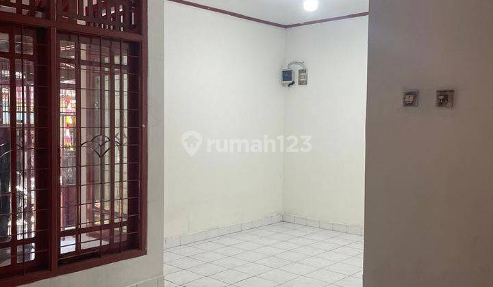 Rumah Nyaman Minimalis di Sarijadi Mainroad 1