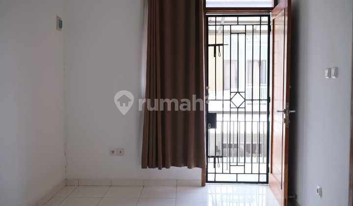 Rumah Minimalis Modern di Cluster Ciwaruga 2