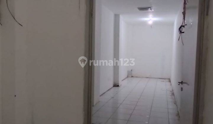 Ruang Usaha Mainroad Pajajaran Ex Alfamart 1