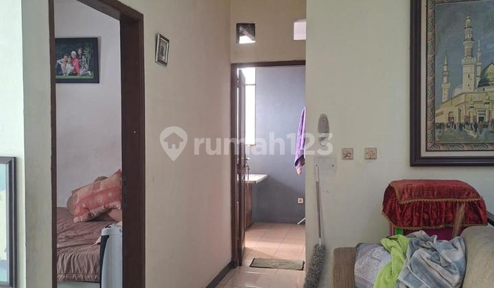 Rumah Minimalis 2 Lantai di Jalan Haji Kurdi