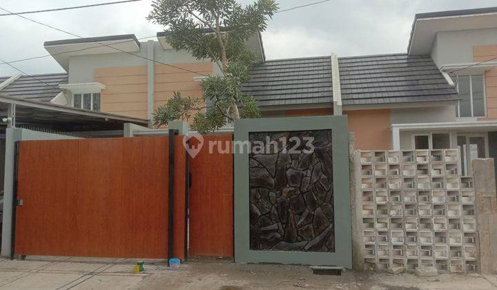 Rumah Minimalis Modern Dalam Perumahan Bogor 1