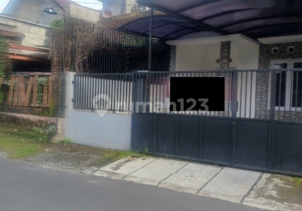Rumah Tinggal Furnish Lokasi Strategs di Minomartani - Sleman
