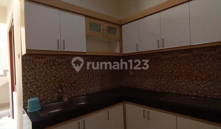 Luxury Modern Design Residence in Perum Bale Mulia Residence. 2