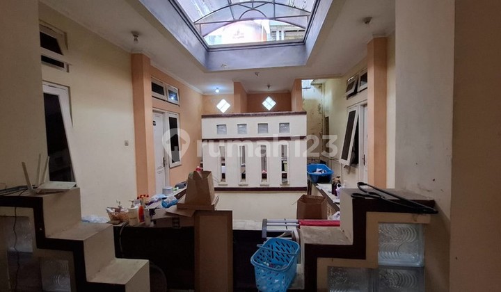 Active Boarding House for Sale - Strategic Location Near UII Campus Ngaglik Sleman 2