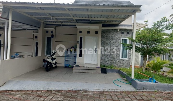 Rumah Cantik Minimalis Dalam Perum di Villa Argomulyo Sedayu Bantul Rumah Cantik Minimalis Dalam Perum di Villa Argomulyo Sedayu Bantul