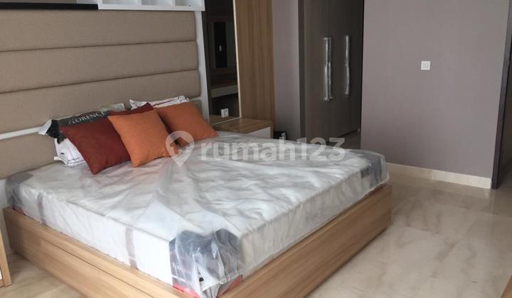 Apartemen Pertama Hijau Fourwinds