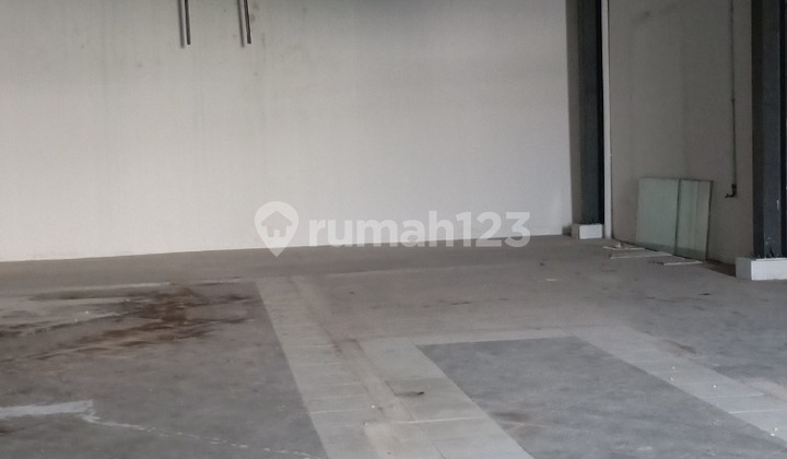 Elang Laut Warehouse Pantai Indah Kapuk