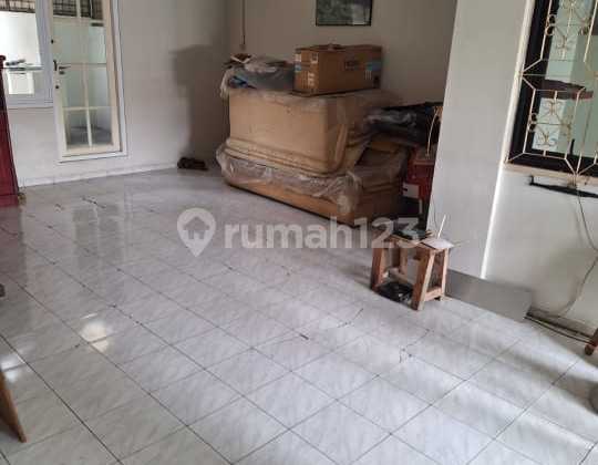 Dijual Rumah 2 Lantai Muara Karang 