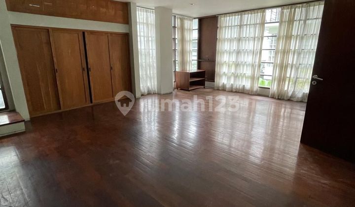 Towen House Kemang Raya Strategically Located House 2