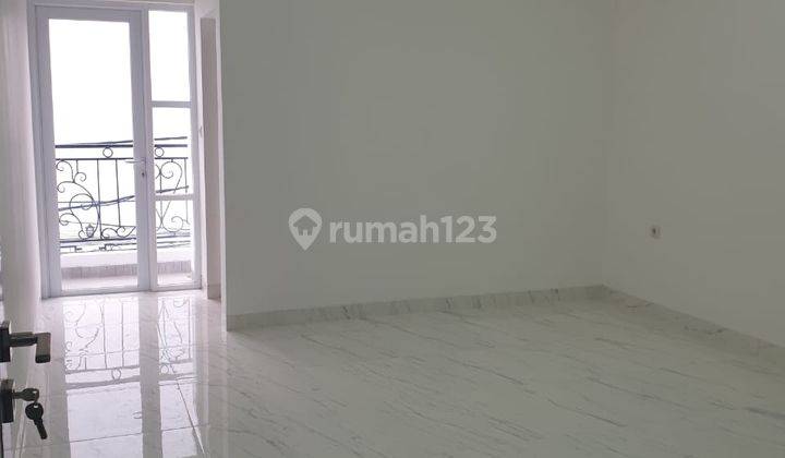 Rumah Brand New 3 Lantai Muara Karang SHM Uk. 4x15 Jakarta Utara 1