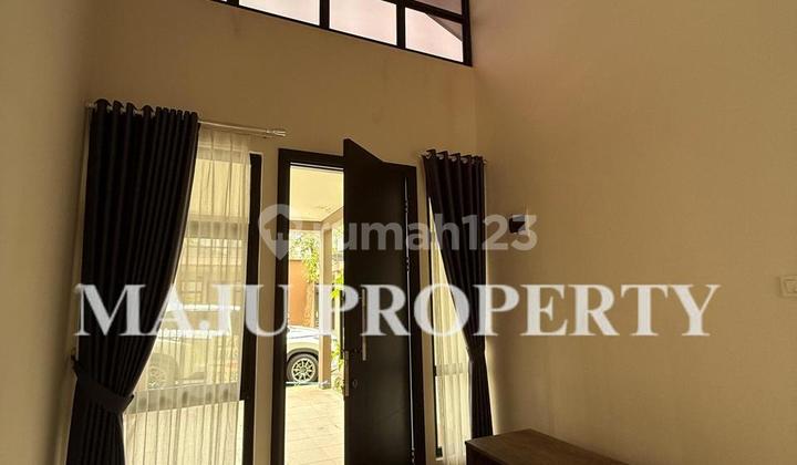 Nice Ready-to-Live House in Podomoro Golf View Nice Ready-to-Live House in Podomoro Golf View