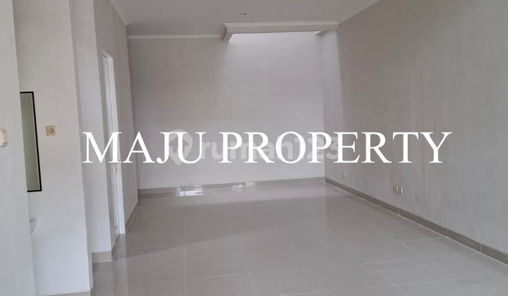 Nice Ready-to-Live House in Kota Wisata, Negotiable! 2