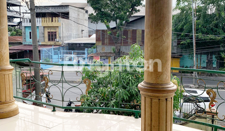 Rumah strategis di Jalan besar Yos Sudarso 2