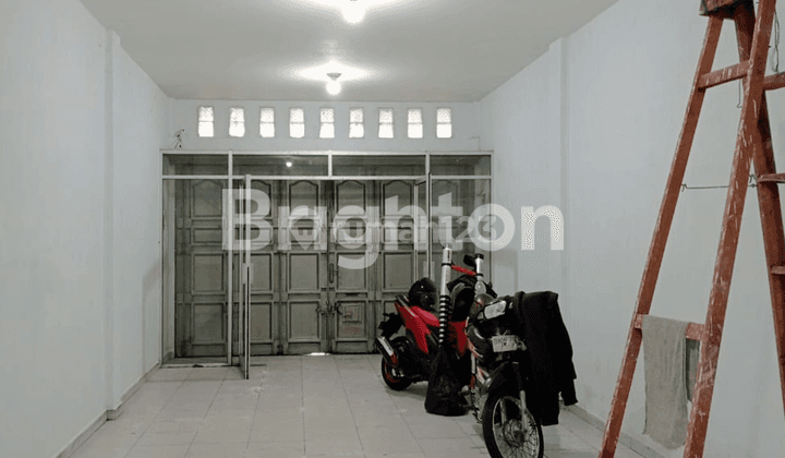 Ruko Jln. Brigjend Katamso Depan Singapore Station 2